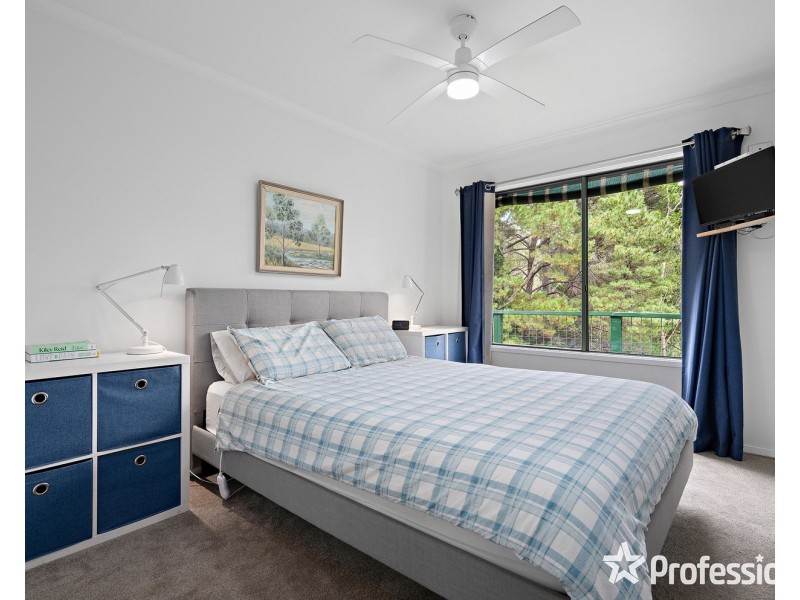 93 Commercial Road, Mount Evelyn VIC 3796