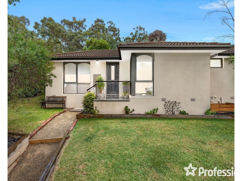 25 Hawkins Road, Montrose VIC 3765