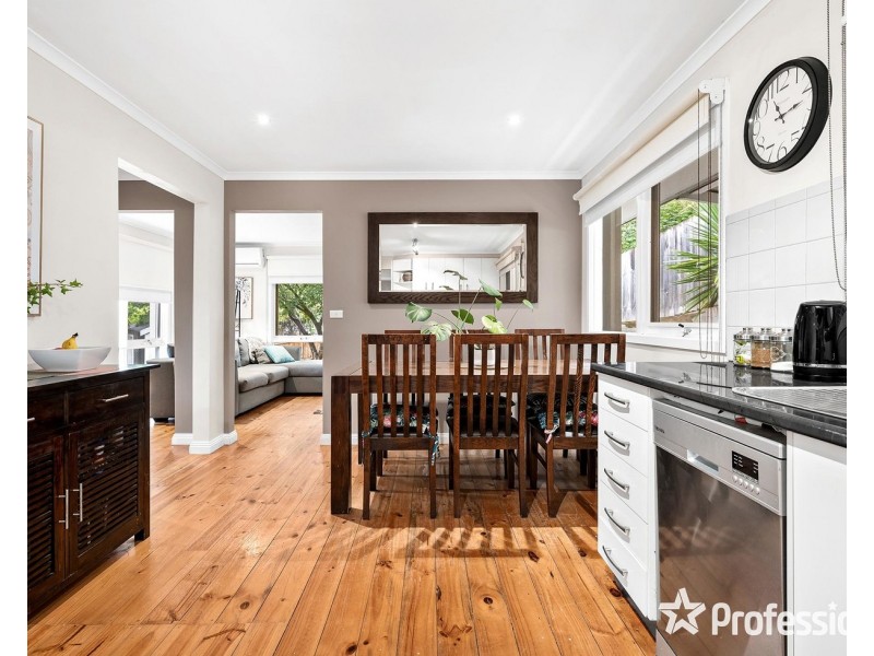 25 Hawkins Road, Montrose VIC 3765