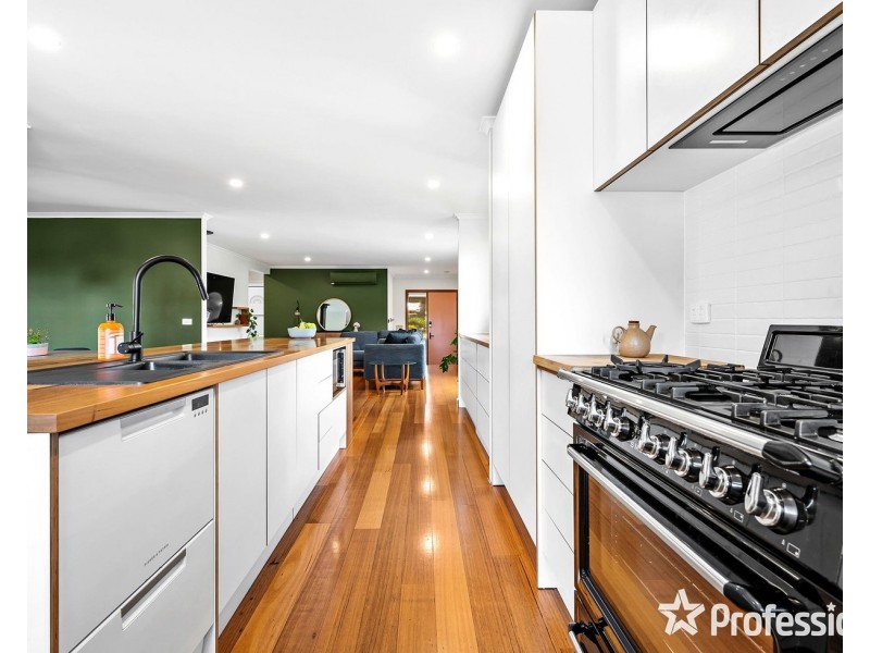 134 Hereford Road, Mount Evelyn VIC 3796
