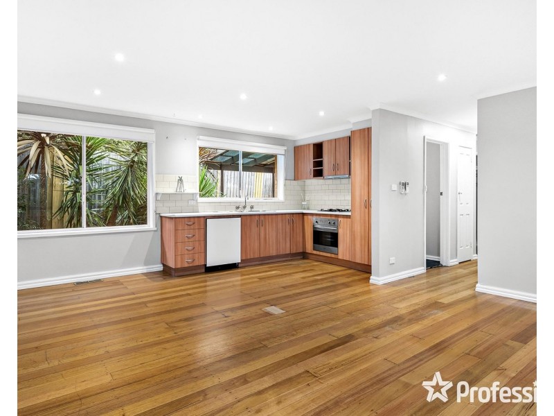 17 Heath Avenue, Mount Evelyn VIC 3796