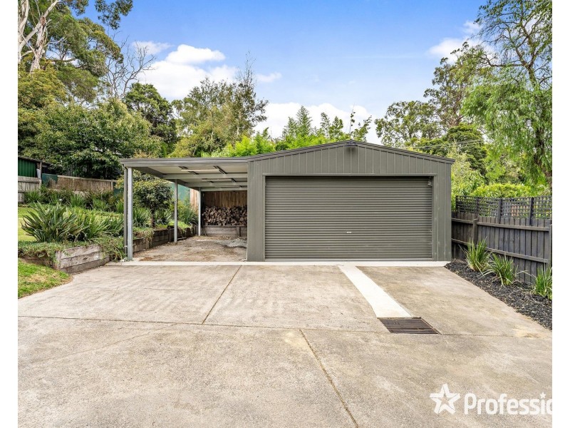 17 Heath Avenue, Mount Evelyn VIC 3796