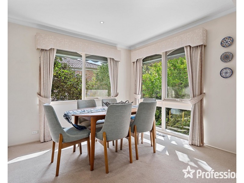 14 Beenak Road, Wandin North VIC 3139