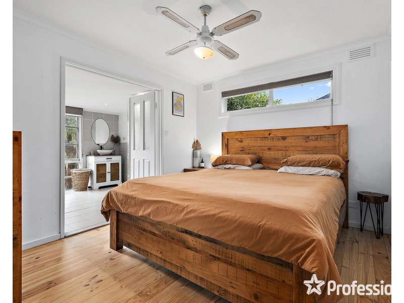 107 Commercial Road, Mount Evelyn VIC 3796