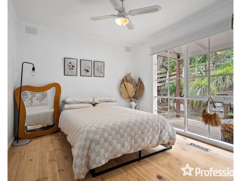 107 Commercial Road, Mount Evelyn VIC 3796