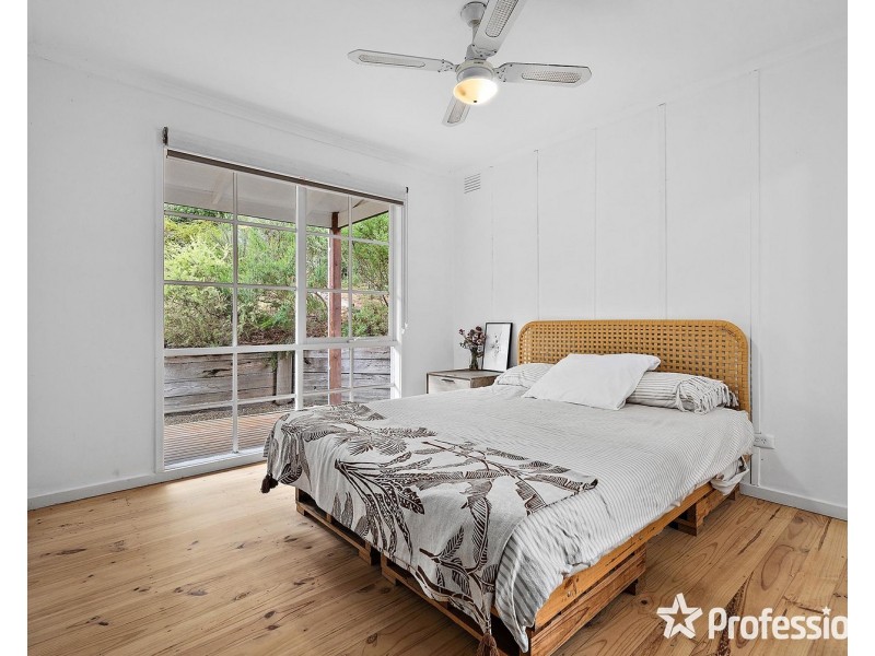 107 Commercial Road, Mount Evelyn VIC 3796