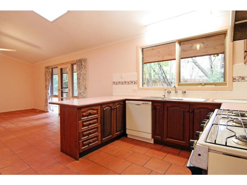 9 Heath Avenue, Mount Evelyn VIC 3796