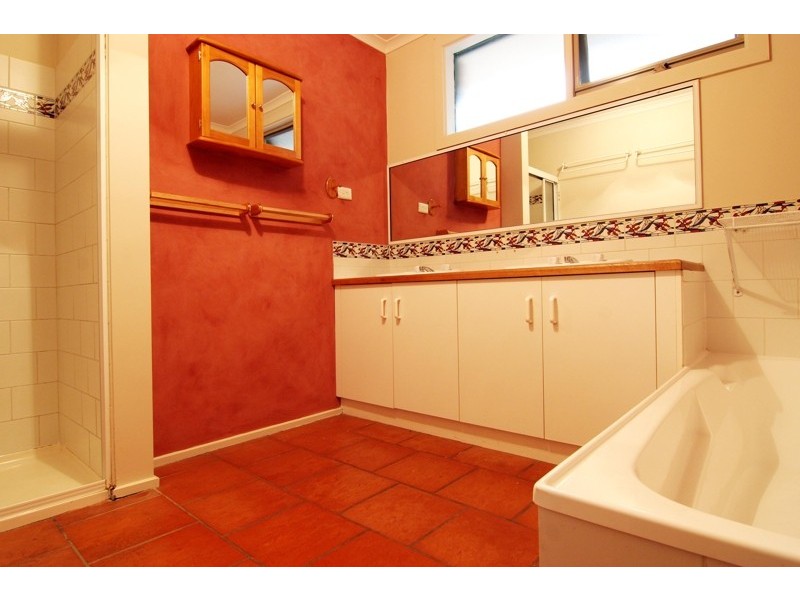 9 Heath Avenue, Mount Evelyn VIC 3796