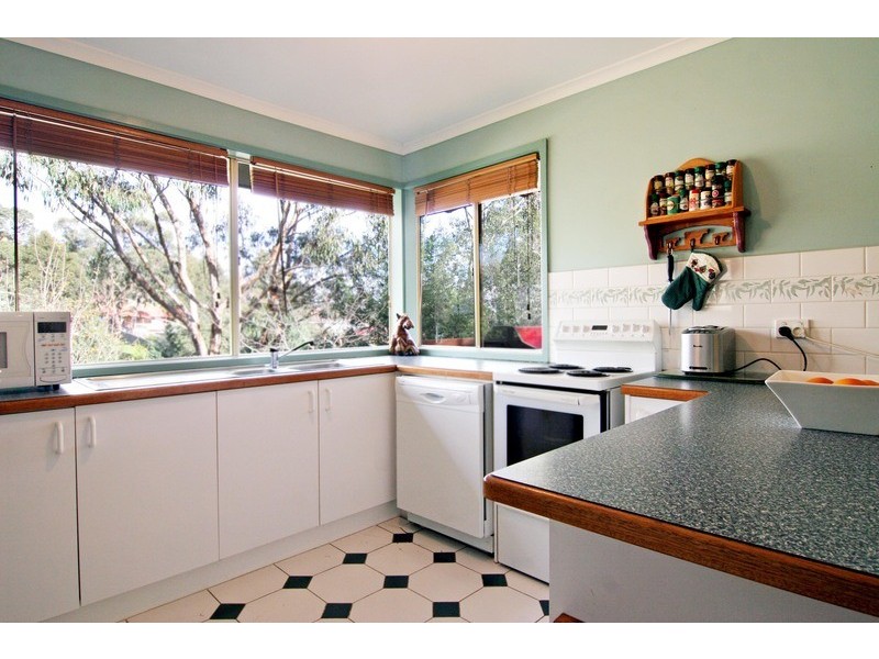 4 Coral Close, Lilydale VIC 3140