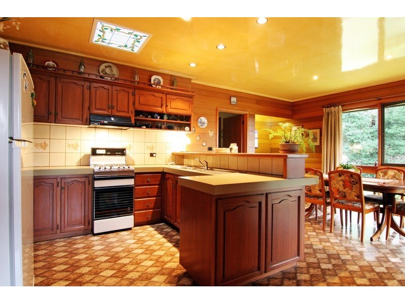 49-51 York Road, Mount Evelyn VIC 3796