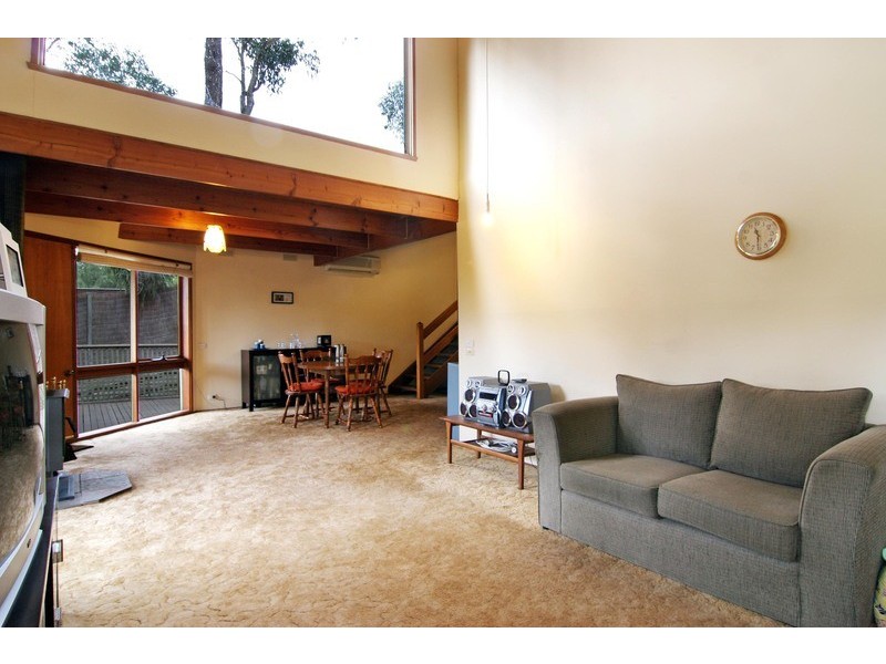 105 Commercial Road, Mount Evelyn VIC 3796