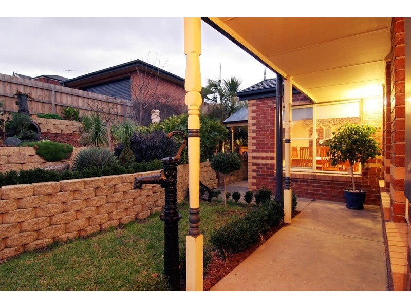 17 Galera Court, Wandin North VIC 3139