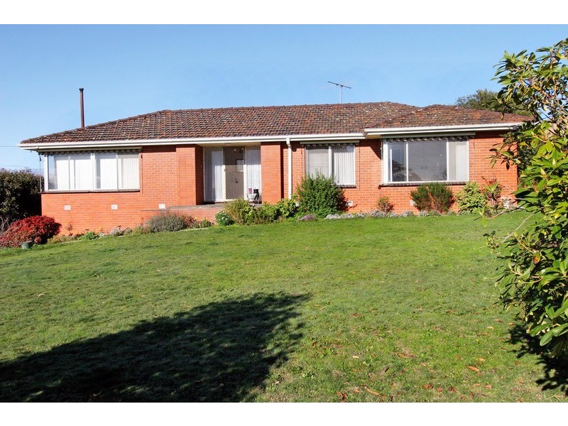 20 Raleigh Street, Seville VIC 3139