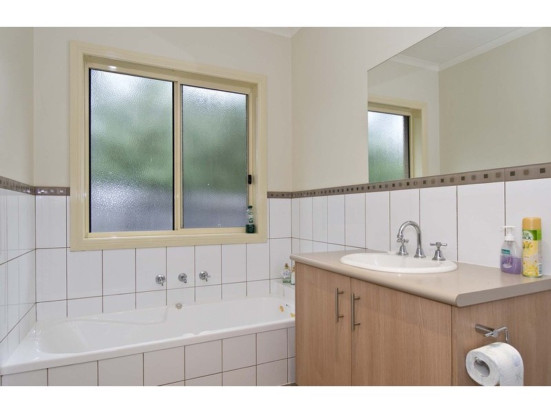 2/371 Mt Dandenong Road, Croydon VIC 3136