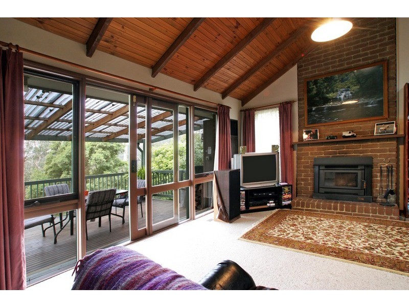 99 Charles Road, Lilydale VIC 3140