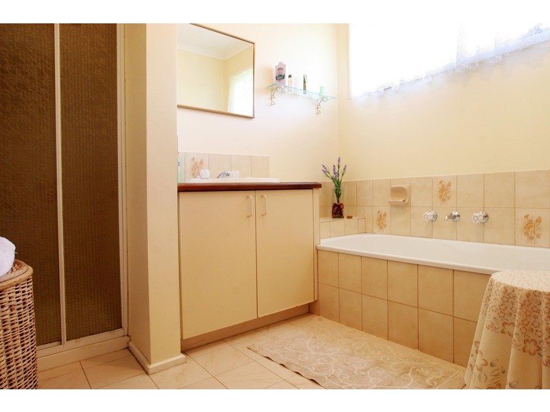 1 Waycott Way, Mount Evelyn VIC 3796