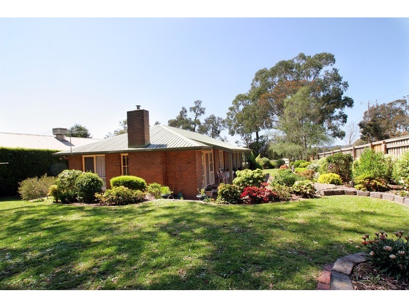 1 Waycott Way, Mount Evelyn VIC 3796