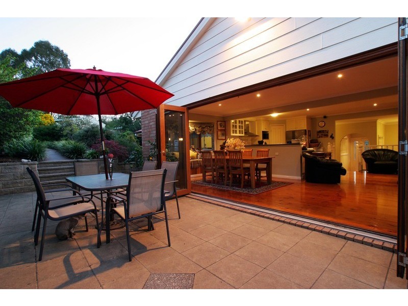 11 Ashley Court, Seville VIC 3139