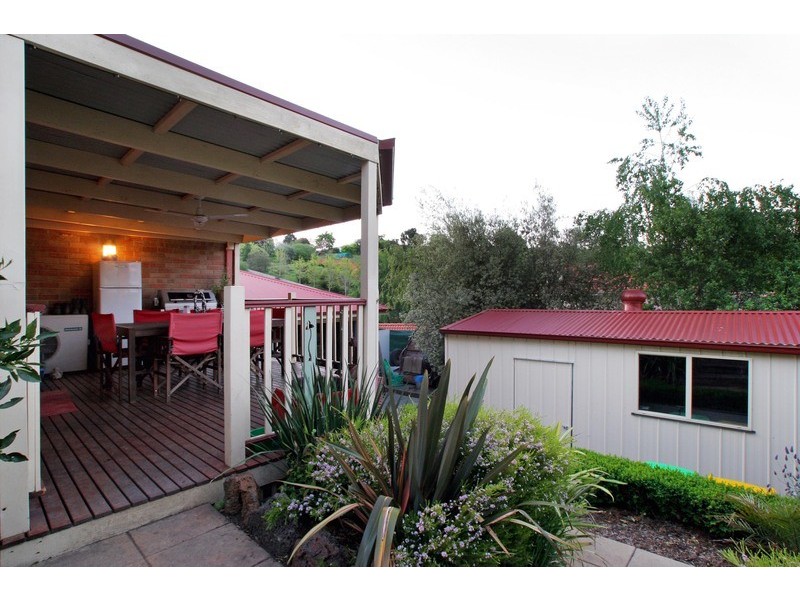 11 Ashley Court, Seville VIC 3139