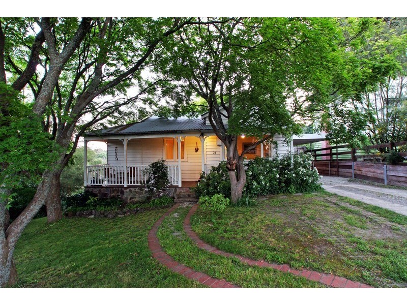 24 Bailey Road, Mount Evelyn VIC 3796