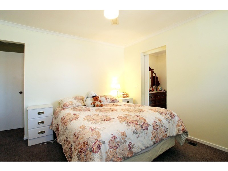 44 Colchester Road, Kilsyth VIC 3137