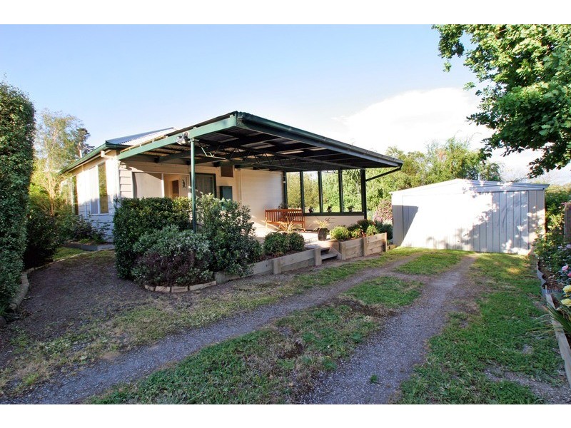 35 Howard Street, Seville VIC 3139