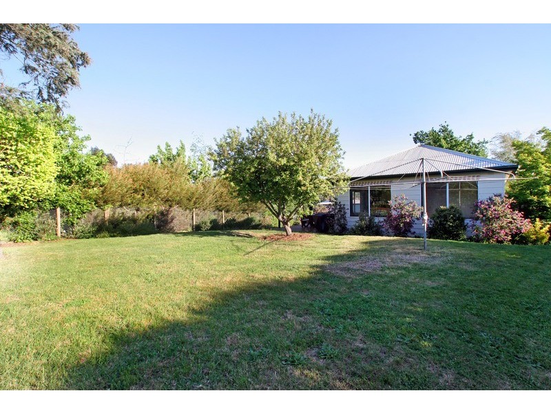 35 Howard Street, Seville VIC 3139