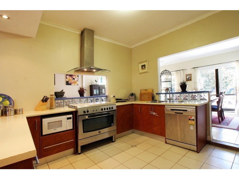 11 Dorothy Road, Mount Evelyn VIC 3796