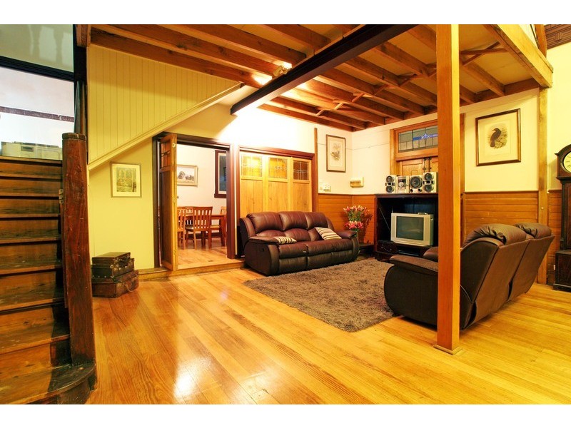 6 Monbulk Road, Mount Evelyn VIC 3796