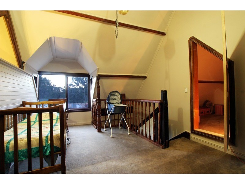 6 Monbulk Road, Mount Evelyn VIC 3796