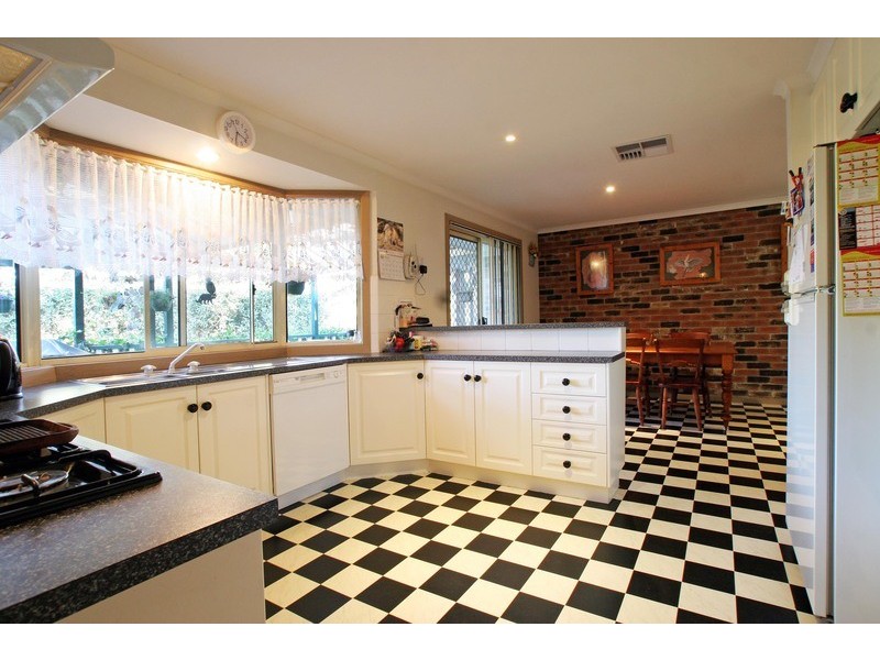 8 Paul Close, Mount Evelyn VIC 3796