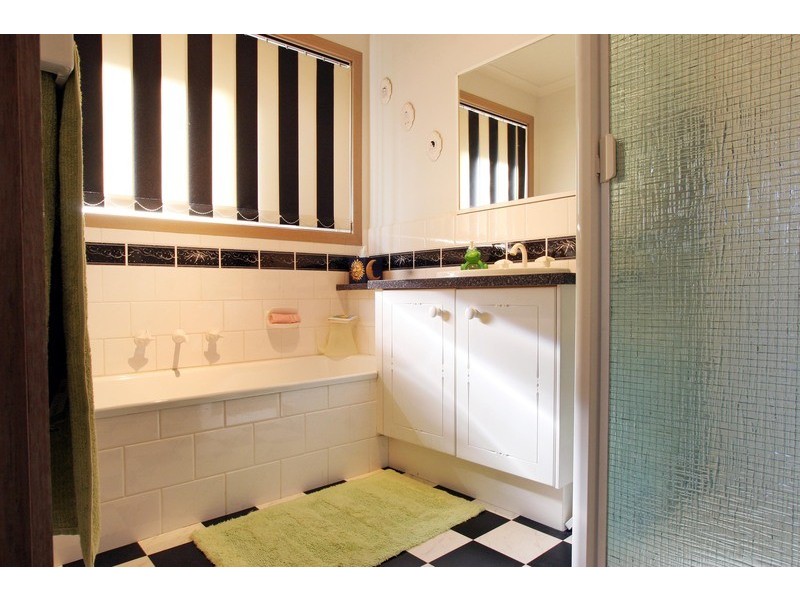 8 Paul Close, Mount Evelyn VIC 3796