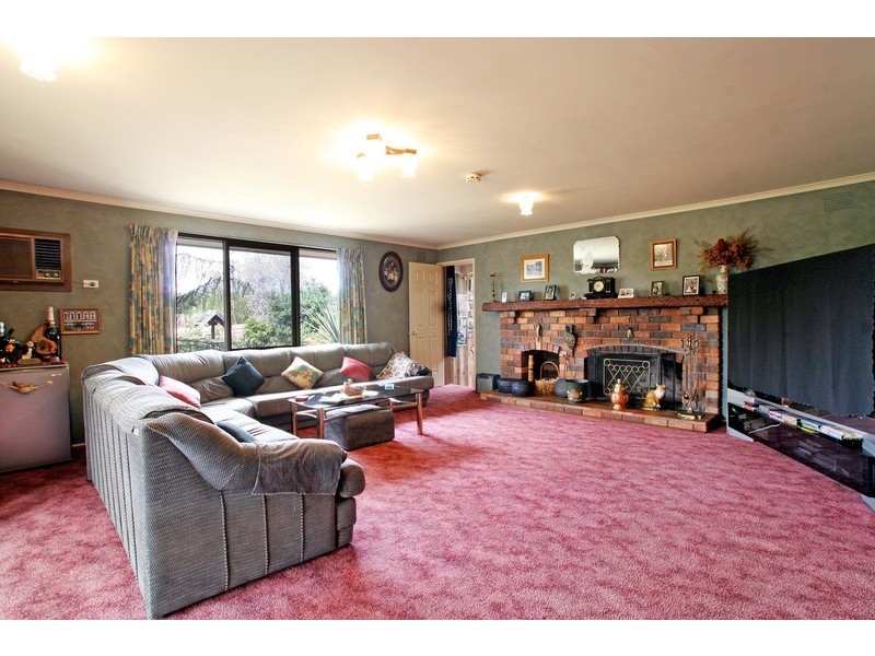 110-112 Fernhill Road, Mount Evelyn VIC 3796