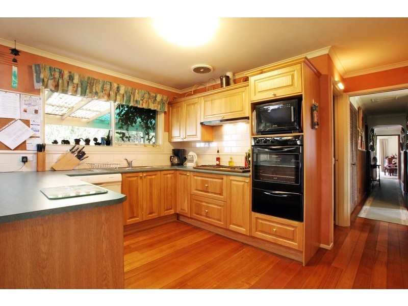 110-112 Fernhill Road, Mount Evelyn VIC 3796