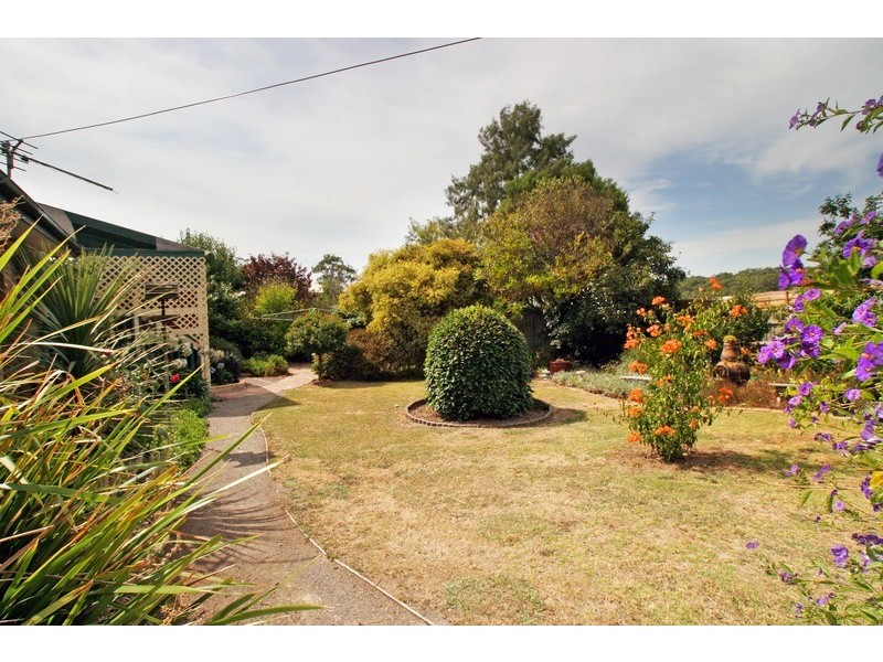 110-112 Fernhill Road, Mount Evelyn VIC 3796