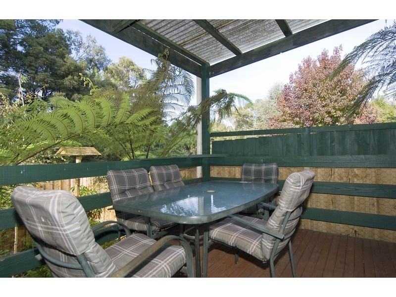 8 Joy Avenue, Mount Evelyn VIC 3796