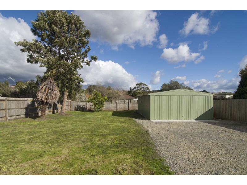 17 Kimberley Drive, Chirnside Park VIC 3116