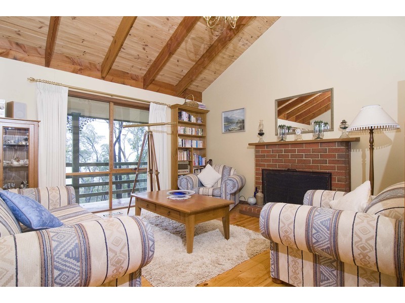 56 Inverness Road, Kalorama VIC 3766