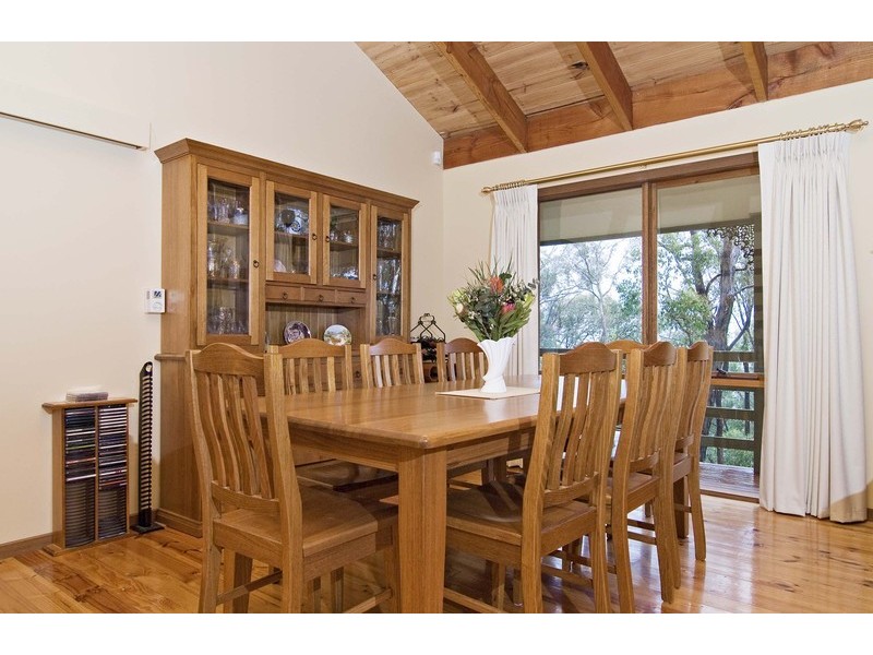 56 Inverness Road, Kalorama VIC 3766