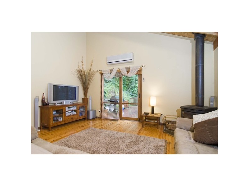 56 Inverness Road, Mount Evelyn VIC 3796