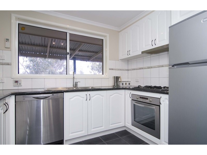 22 Edmond Crescent, Wandin North VIC 3139