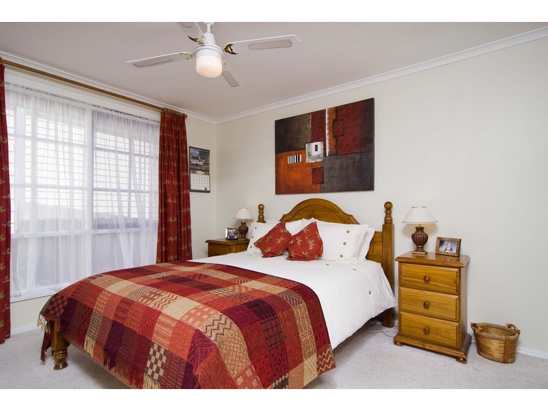 49 Johns Crescent, Mount Evelyn VIC 3796