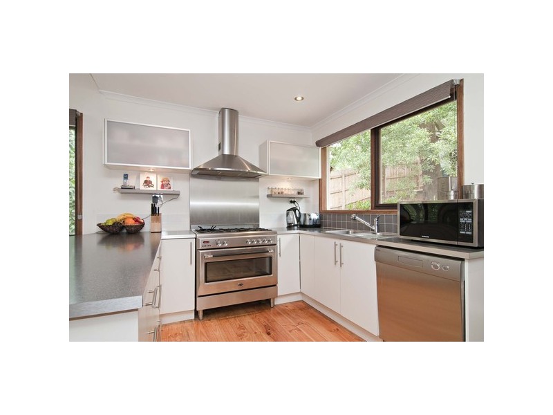 106 Commercial Road, Mount Evelyn VIC 3796