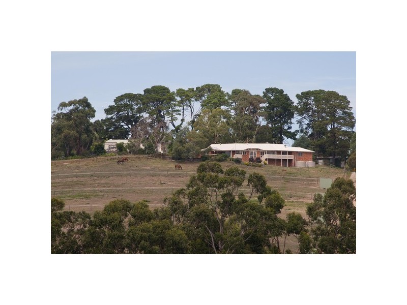 205 Victoria Road, Wandin North VIC 3139