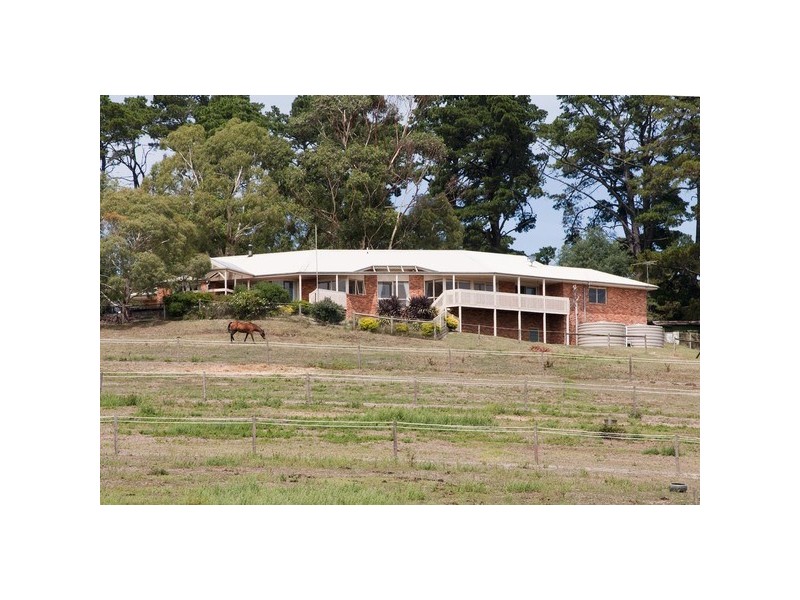 205 Victoria Road, Wandin North VIC 3139