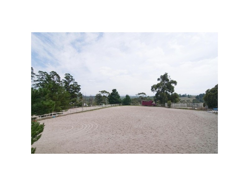 205 Victoria Road, Wandin North VIC 3139