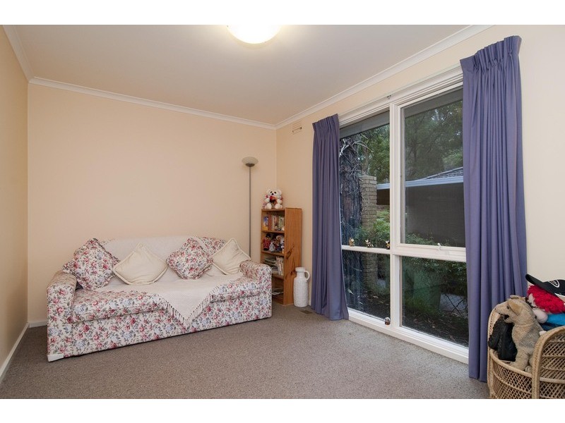 25 Railway Road, Mount Evelyn VIC 3796