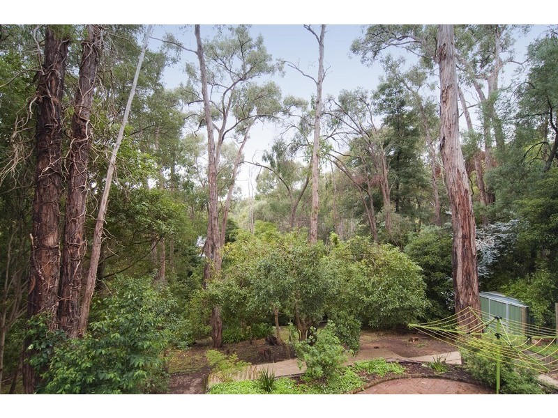 25 Railway Road, Mount Evelyn VIC 3796