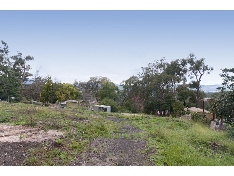 8 High Street, Seville East VIC 3139