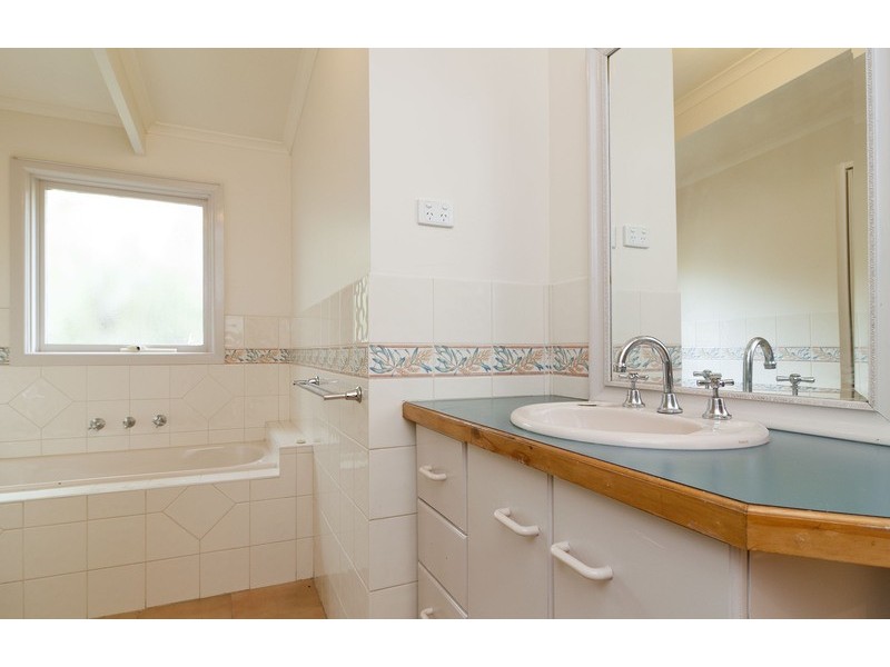 10 Warrawee Road, Mount Evelyn VIC 3796